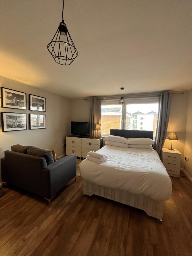 Century Wharf Apartments By Urban Space *